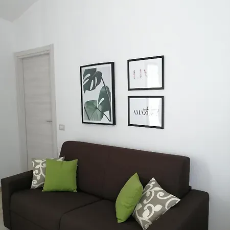 Monte Granatico 02 דירה *